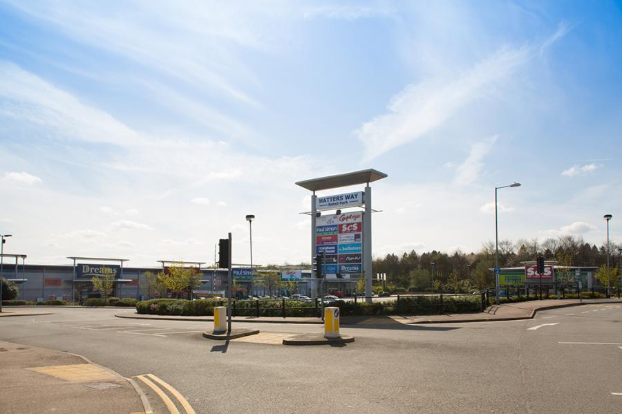 Hatters Way Retail Park, Luton